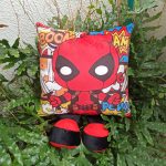 Cojín Deadpool patitas