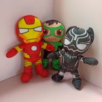 Peluches Superhéroes: Iron man, Linterna Verde, Black Panther