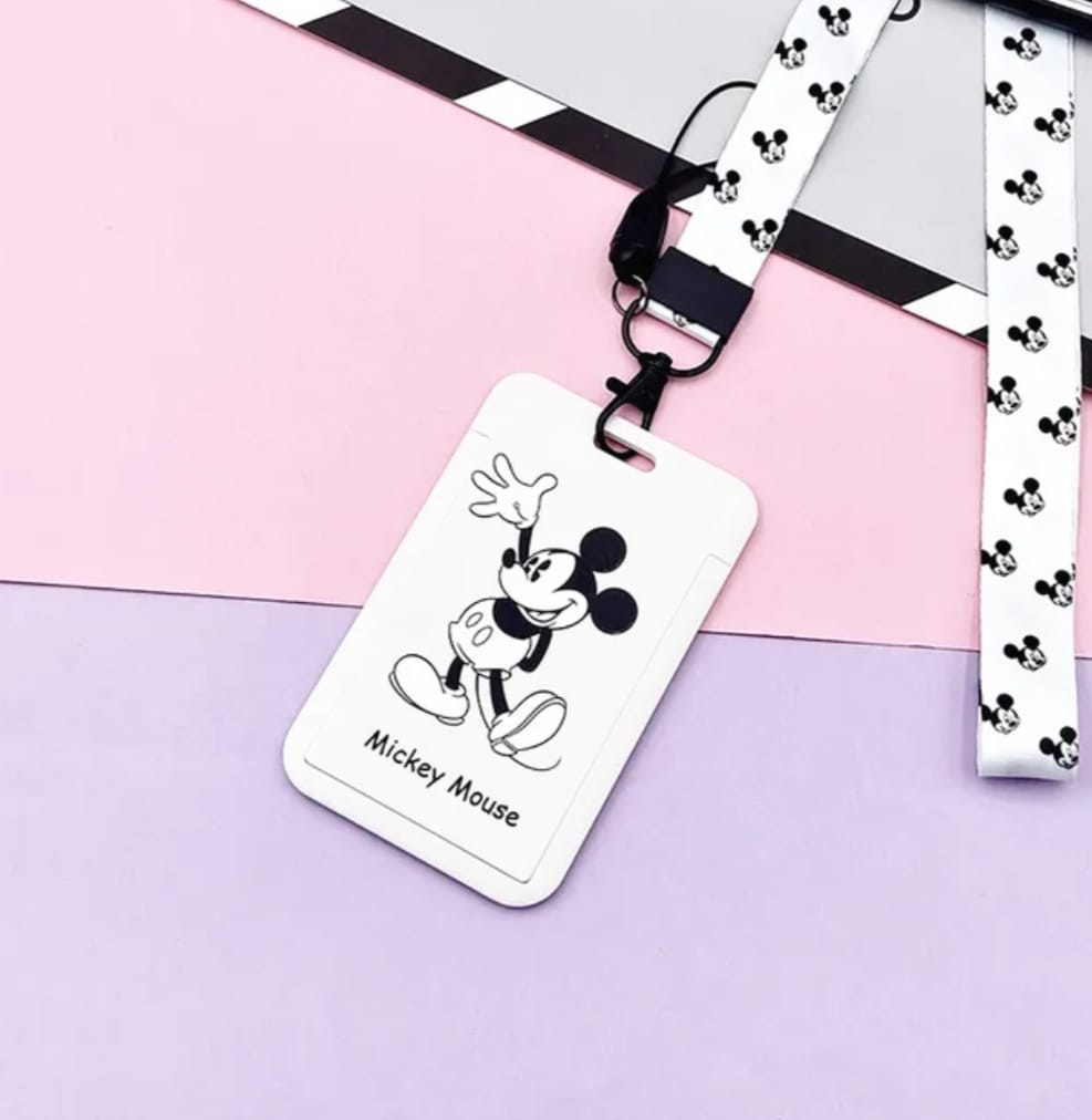 1677033607777 portcarnet minnie y mickey en cali