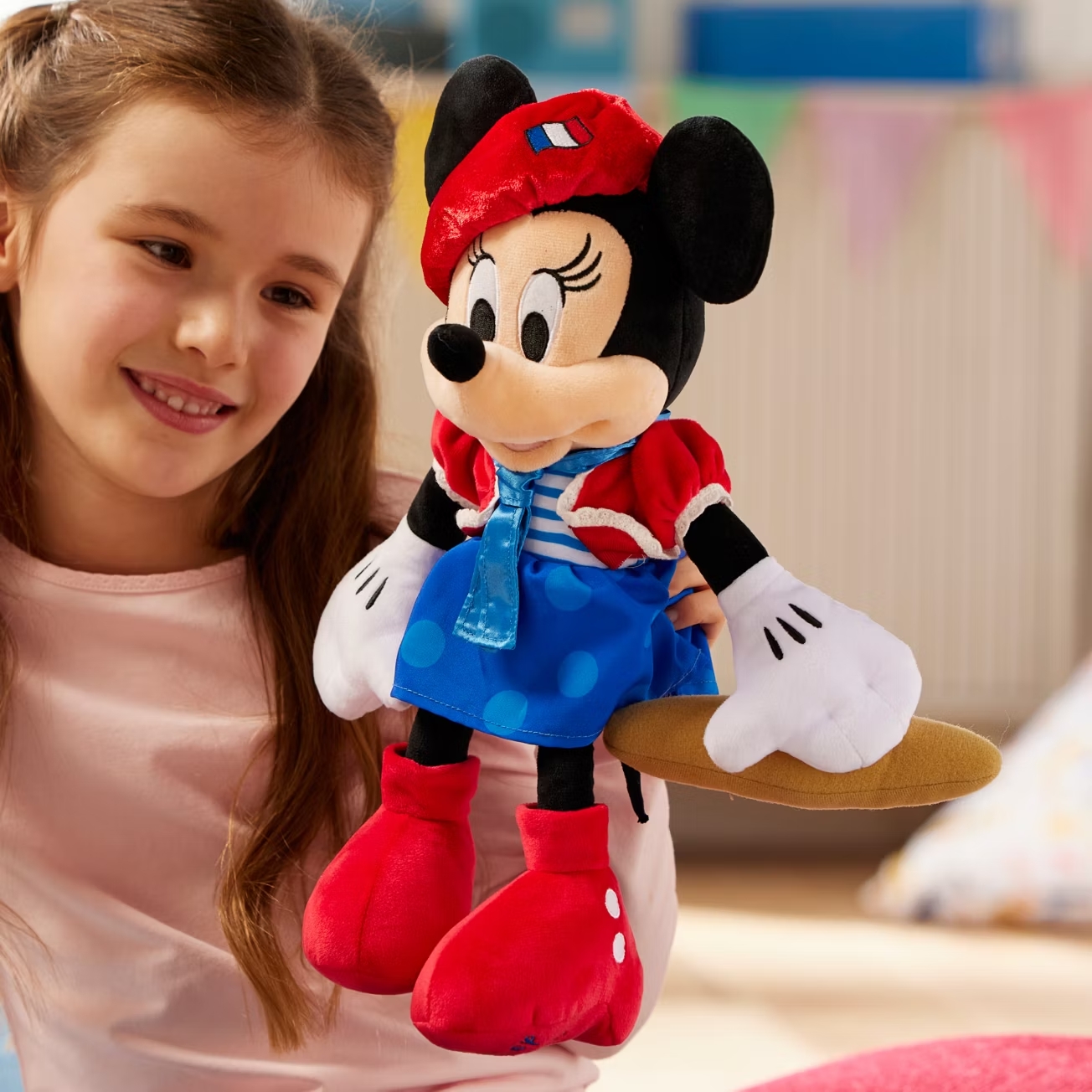 412300012612-_1_ Peluche minnie Mouse paris disney en cali