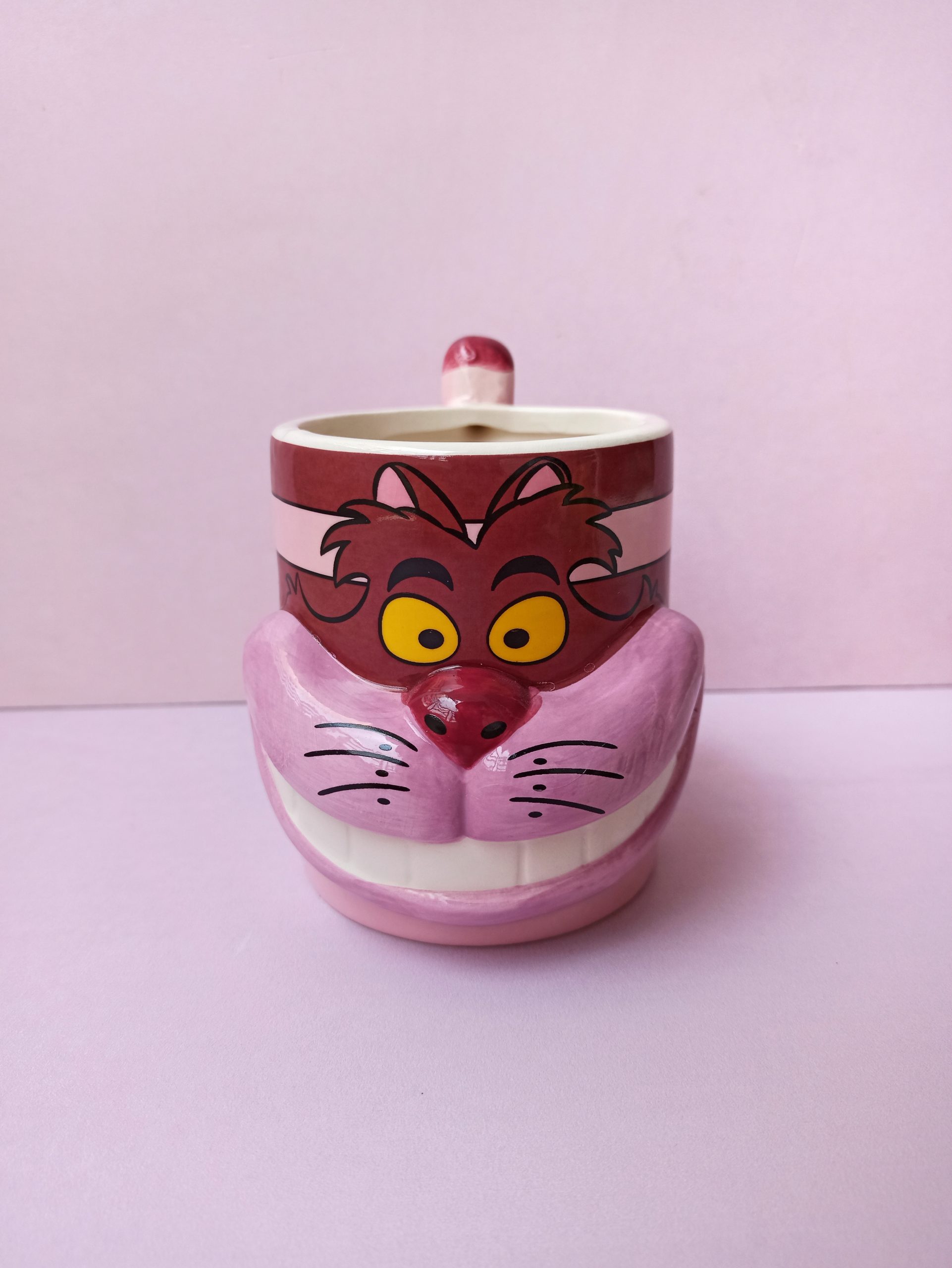 1715130488269 taza de gato de alicias en el pais de las maravillas cali