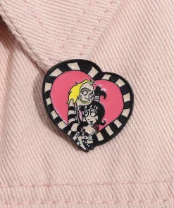 Pin metalico de beetlejuice en cali