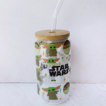 Vaso en vidrio con tapa Bambú + Pitillo: Grogu