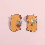 Pin metálico Capibara Flores