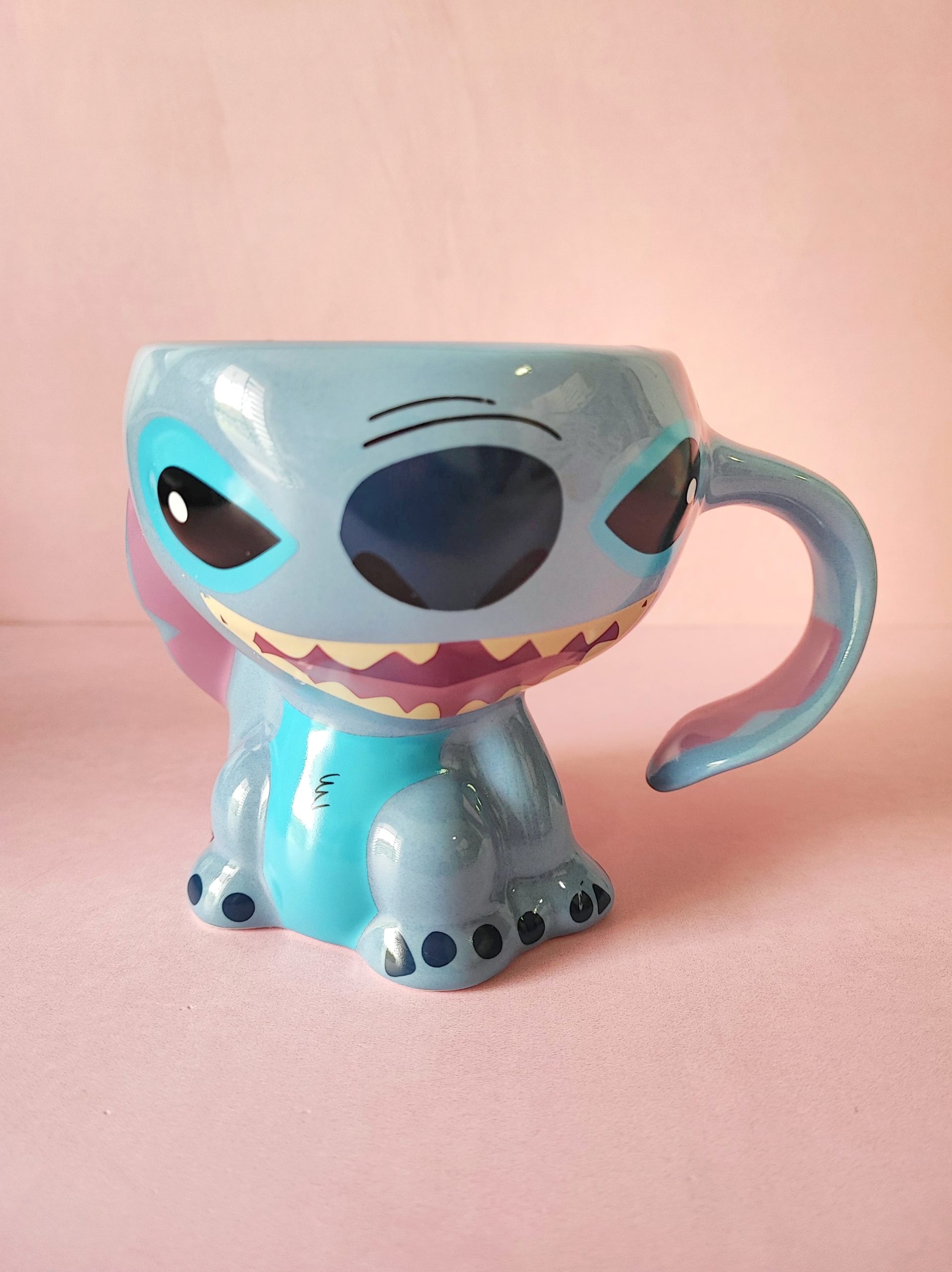 1727799210494 Taza de stitch en cali
