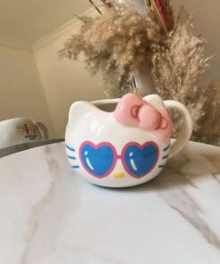 Taza de Hello kitty en cali