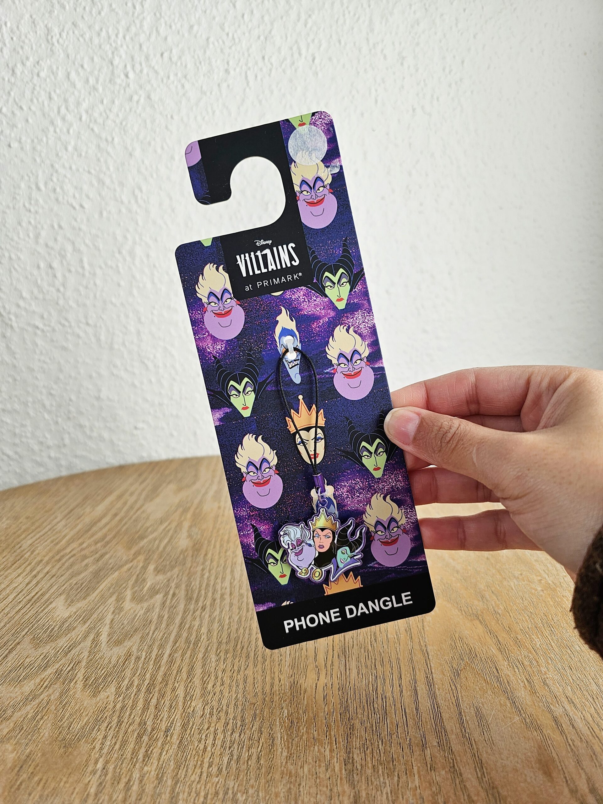 20250102_125021 strap para celular de villanas disney en colombia