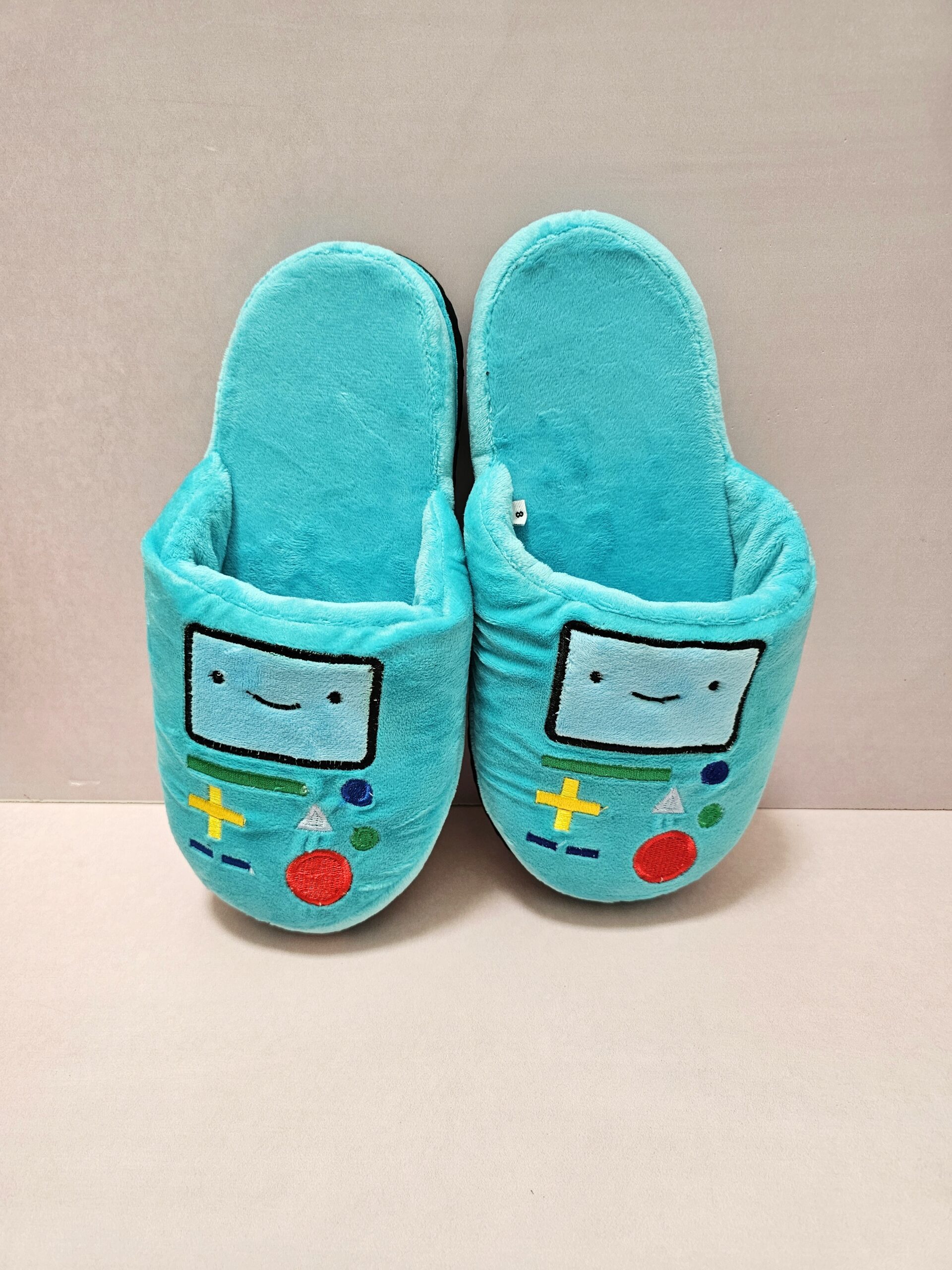 20250223_130320 Pantuflas BMO de Hora de aventura en cali