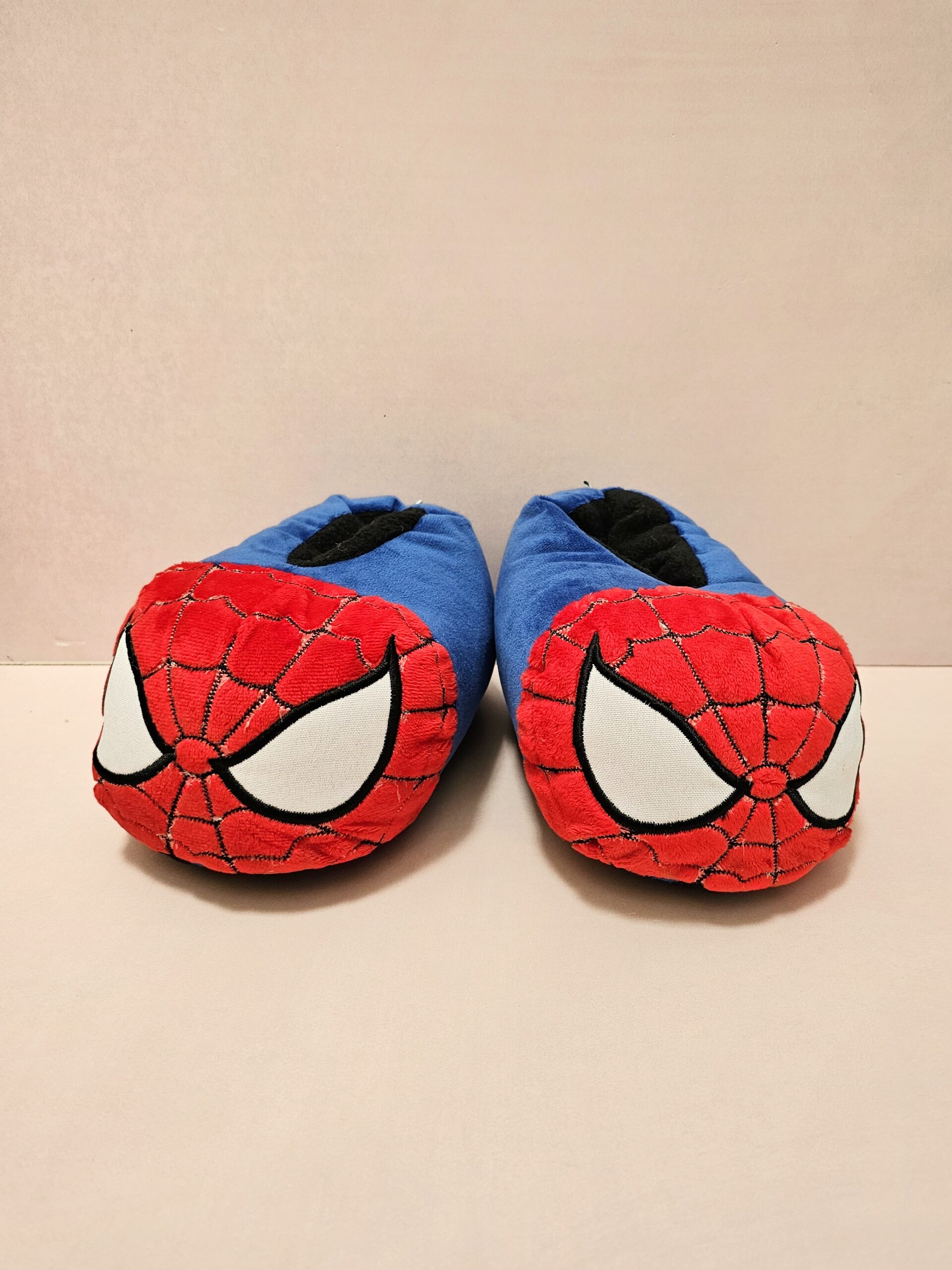 20250403_131627 babuchas spiderman en cali