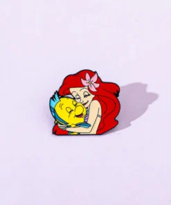 pin metalico de ariel de la sirenita en cali