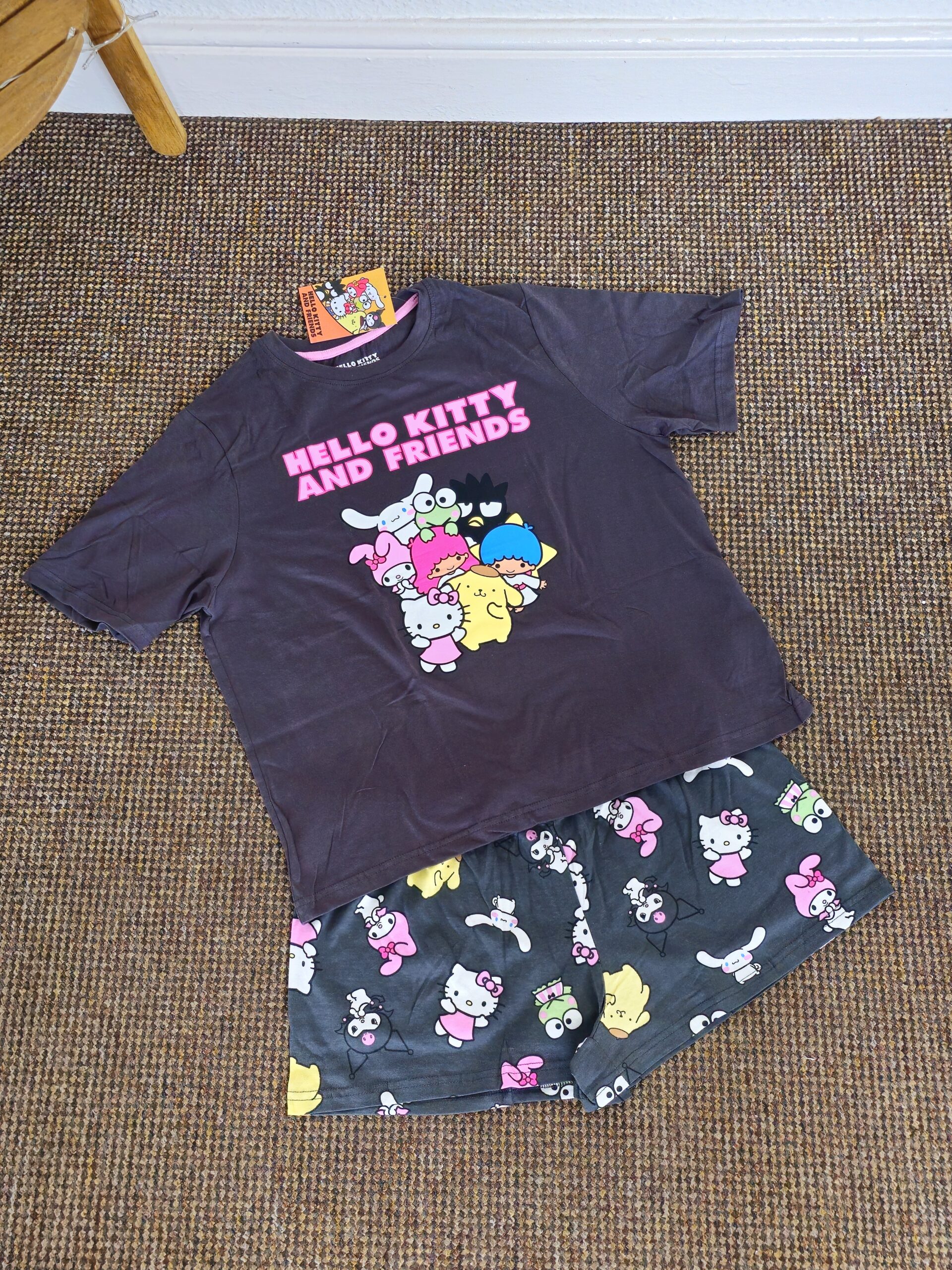 20250521_105239 Pijama de short Hello Kitty y sanrio en cali