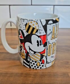 taza Disney Britto de Minnie y Mickey en colombia