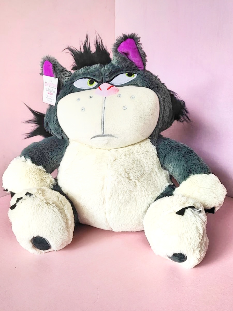 IMG-20250810-WA0016 peluche gato lucifer en cali