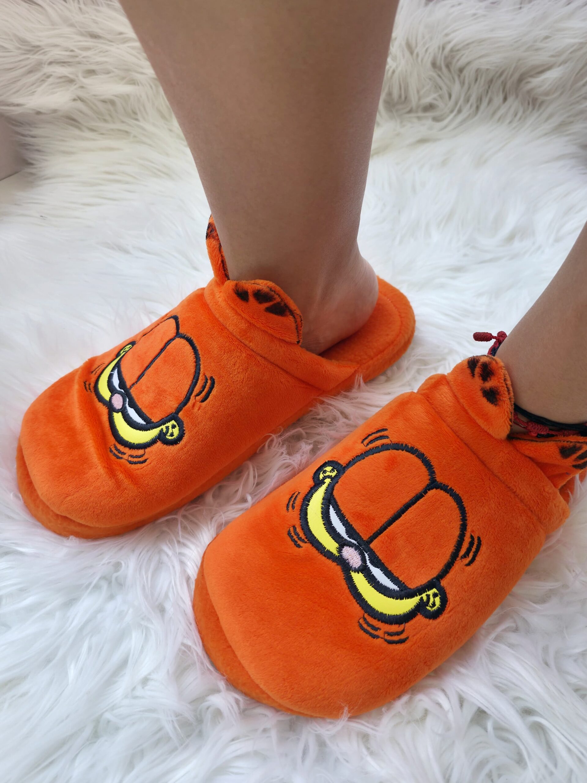 IMG-20251109-WA0077 Pantuflas de garfield en Cali