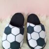 pantuflas de balón de fútbol en Cali