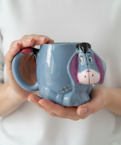 Taza en igor de winnie pooh en cali