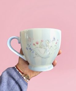 Taza Alicia en el pais de las maravillas en cali